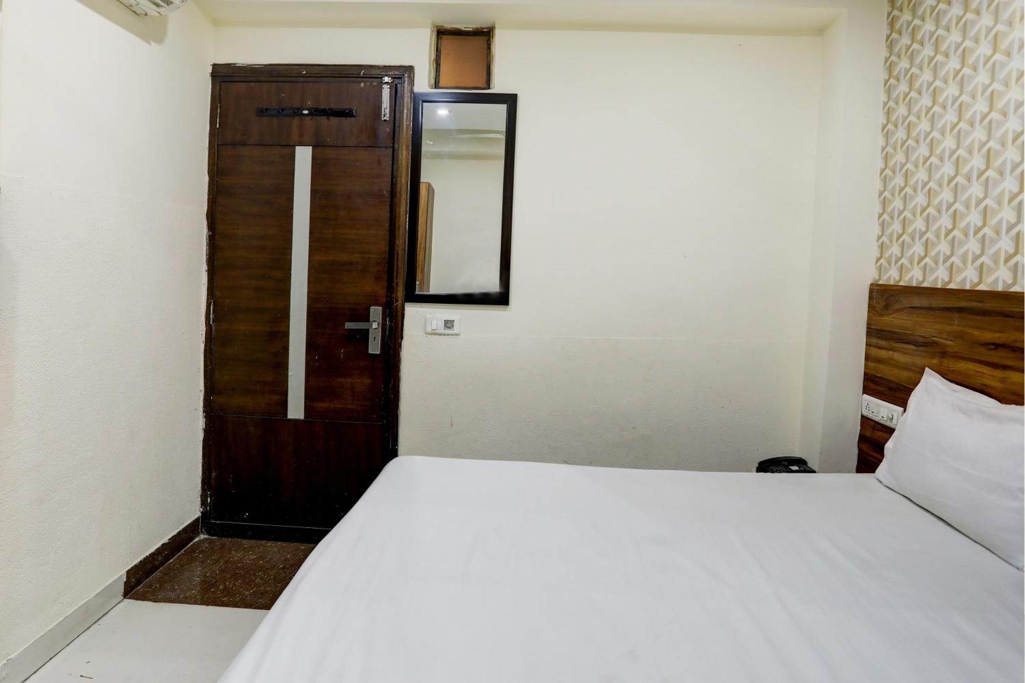 Hotel O Hcn 卢迪亚纳 外观 照片