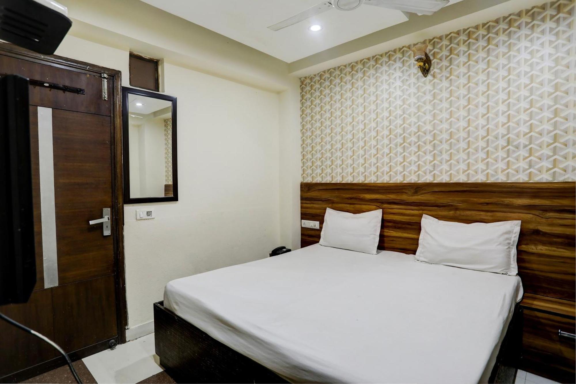Hotel O Hcn 卢迪亚纳 外观 照片
