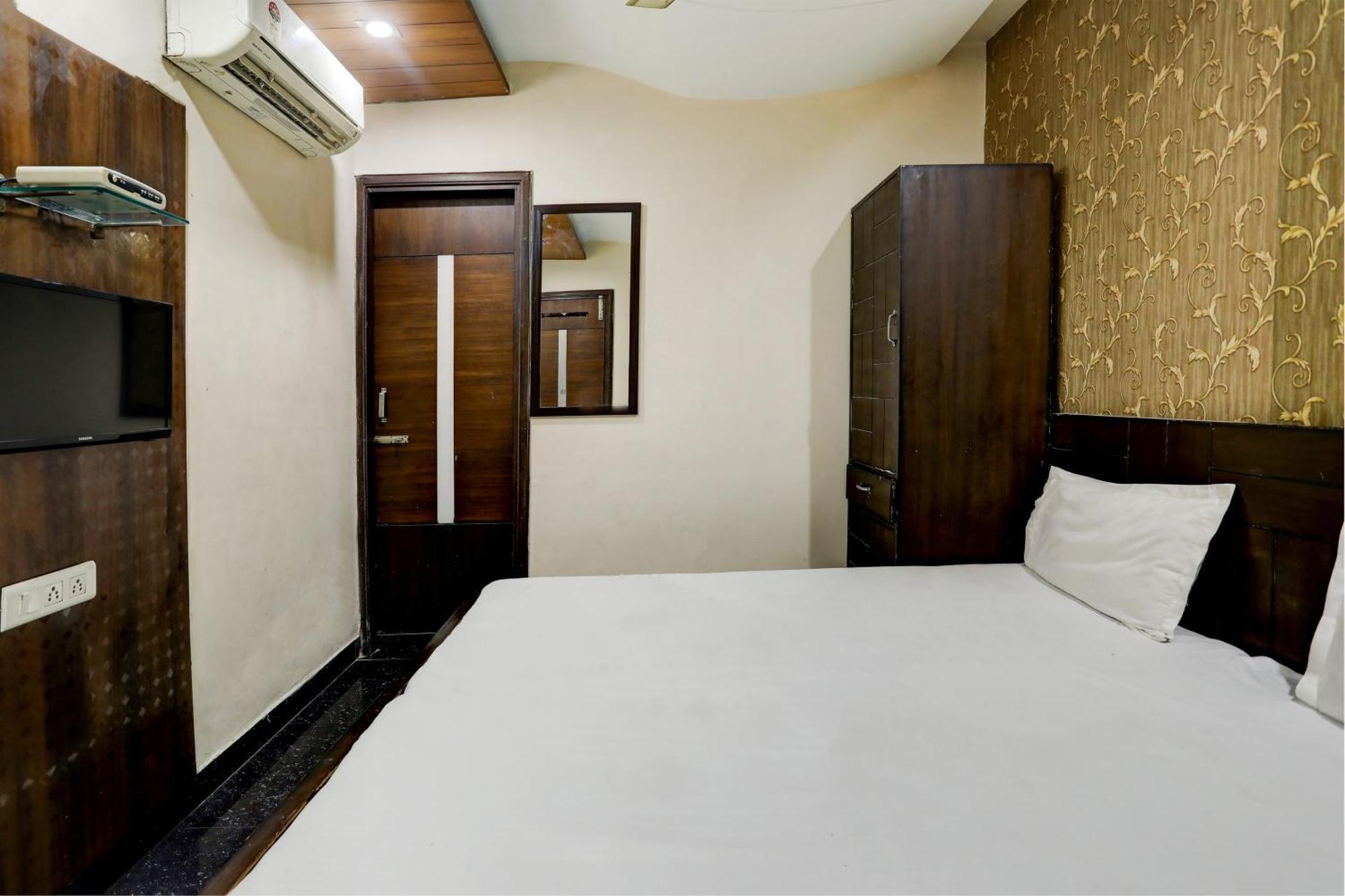 Hotel O Hcn 卢迪亚纳 外观 照片